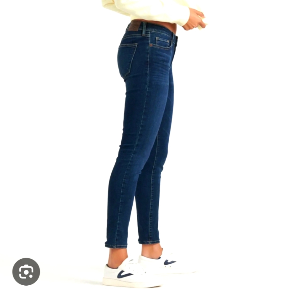 Lucky Brand Low Rise Lolita Skinny Jeans Size 6/28